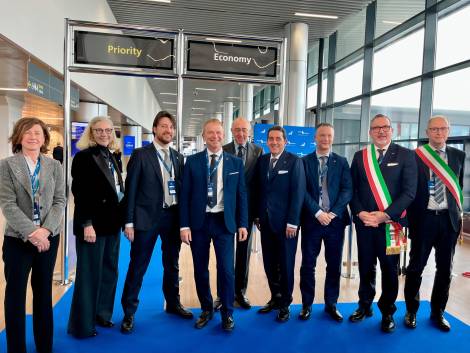 Il taglio del nastro