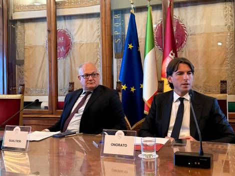 Il sindaco di Roma Roberto Gualtieri con l’assessore Alessandro Onorato
