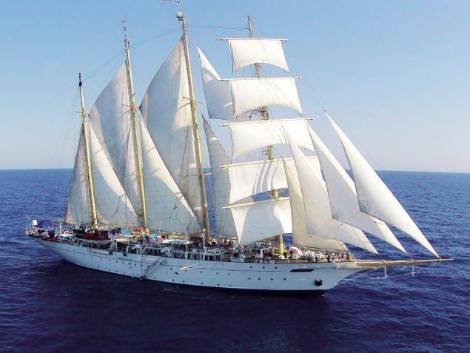 Star Clippers anticipa l’estate 2027: nuovi porti e itinerari inediti