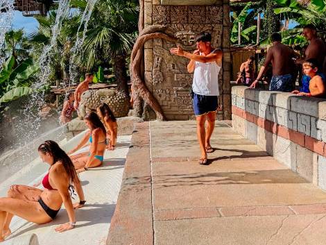 Caribe Bay assume per l’estate: ancora 50 posizioni aperte