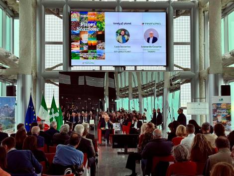 Trenord e Lonely Planet presentano la guida gourmet “Fuori stazione”