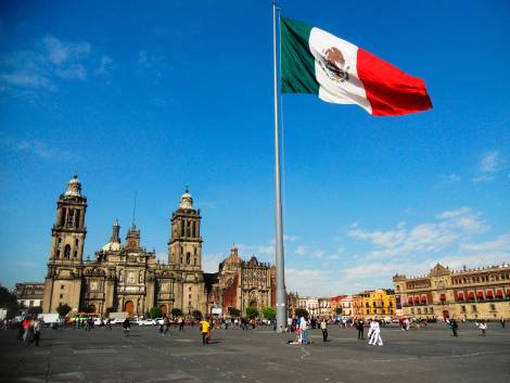 Messico, voli cancellati verso Puerto Vallarta e Guadalajara. La raccomandazione della Farnesina