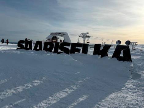 Bluvacanze, la ‘Convention Scomposta’ fa tappa in Finlandia con Giver