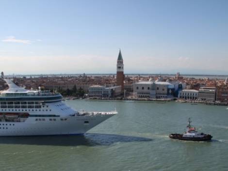 Venezia: stop alle grandi navi nel bacino di San Marco