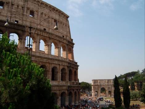 Ponte del primo maggio: 235mila ingressi nei musei e nei siti archeologici. Colosseo in vetta