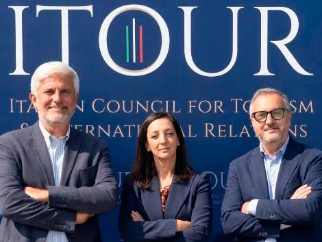 Nicola Romanelli presidente, Giorgio Palmucci vicepresidente e Dora Paradies segretario generale di ITOUR