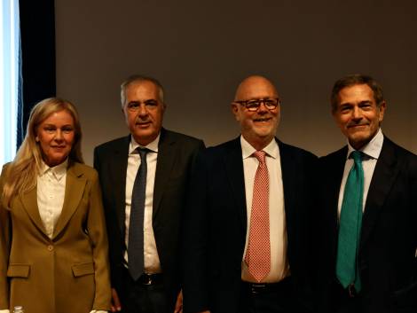 Serena Martini (sales &amp; communication director), Luca Patanè (presidente Gruppo Uvet), Massimo Di Pasquale (head of national sales &amp; account manager Uvet - American Express Global Business Travel), Damiano Sabatini (chief operations officer Gruppo Uvet).