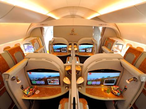 Voli glamour ed esclusiviEmirates racconta la First