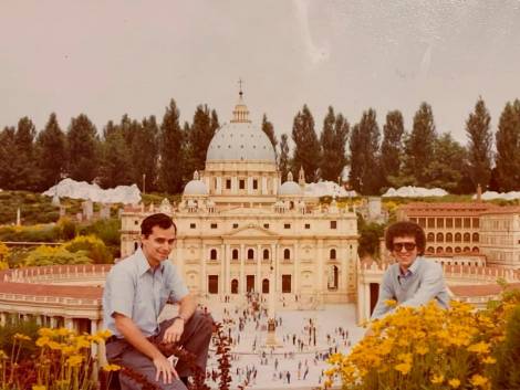 Papa Leone XIV in visita alla Minitalia
