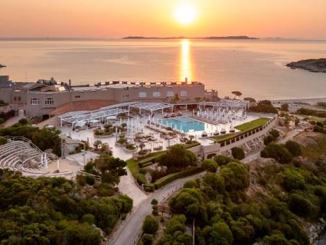 ‘Esperienza mediterranea’:Mangia’s gioca al raddoppiocon due resort in Sardegna