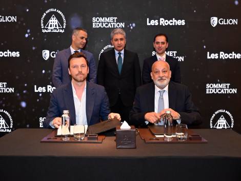 Egitto, l’hospitality investe sui talenti: accordo tra EHA e Sommet Education