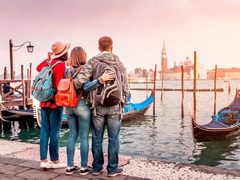 Assoturismo:presenze a quota17,6 milioni