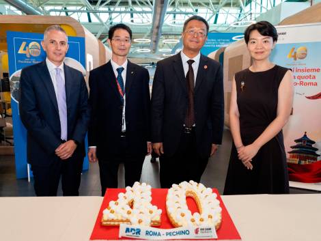 Air China festeggia i 40 annidella Roma-Pechinocon 4 mila posti la settimana