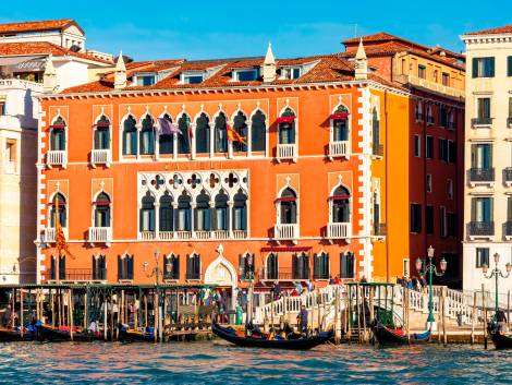 Jeff Bezos si sposa a Venezia: cinque hotel prenotati dal 24 al 26 giugno