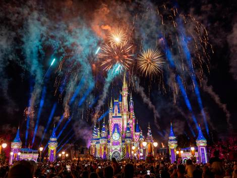 Disney, buoni dati trimestrali trainati da parchi e crociere