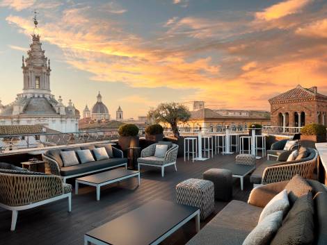 La terrazza del The Pantheon Iconic Hotel a Roma