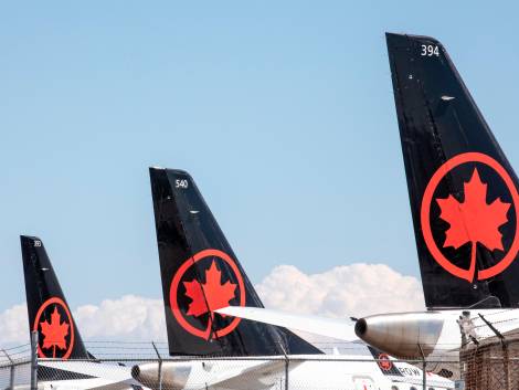 Van der Werfflascia Sas earriva in Air Canada