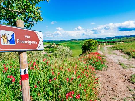 Turismo slow, un nuovo portale per accompagnare i cammini lungo la Via Francigena