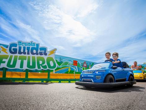 A Leolandia apre la Scuola Guida Futuro, l’attrazione per la mobilità sostenibile firmata Plenitude