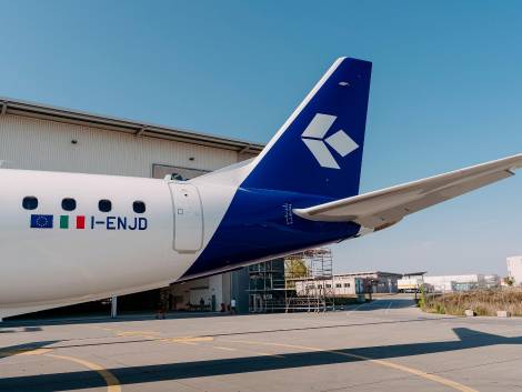 Air Dolomiti,il rebrandingnel segno di Lh