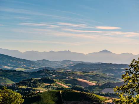Vacanze attive nelle Marche, un’app per cercare escursioni ed esperienze