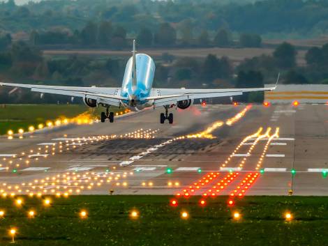 Nodo jet fuel, ricominciala corsa delle tariffe aeree