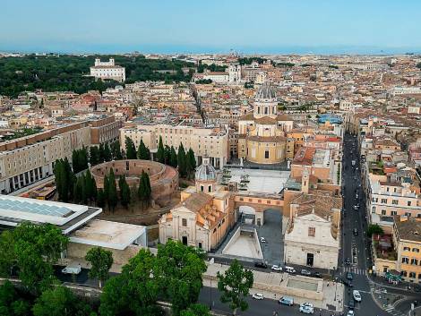 Roma, torna a splendere piazza Augusto Imperatore