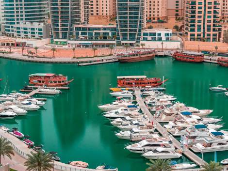 Dubai investe nel turismo marittimo, nuovo sistema di licenze