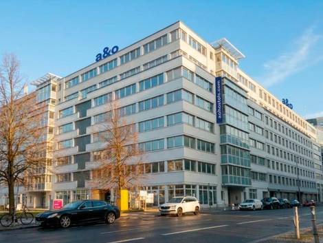 A Berlino aprirà il più grande ostello di Europa, firmato a&amp;o Hostels