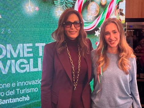Il ministro Daniela Santanchè e la Venere ‘umana’ Francesca Faccini