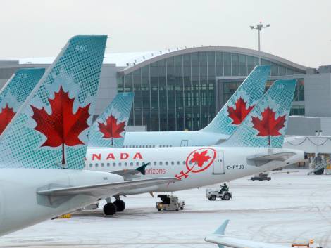 Air Canada sfida Governo e tribunali: quarto giorno di sciopero