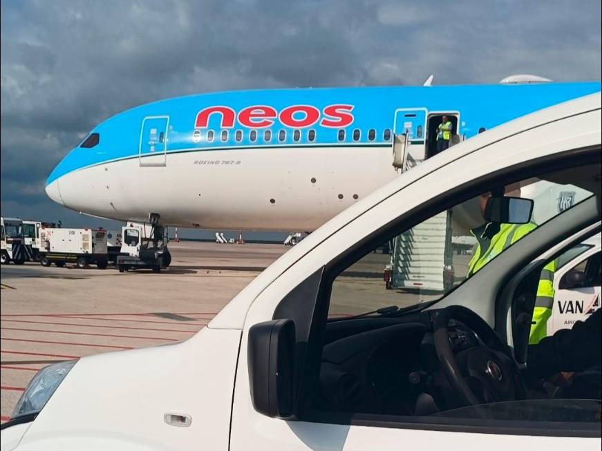 Neos raddoppiasulla rottaBari-New York