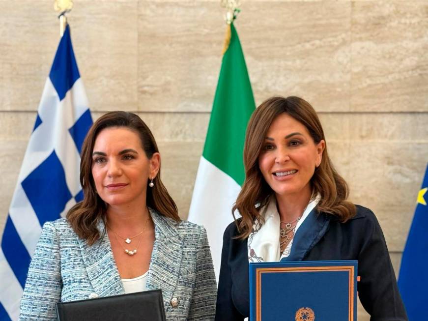 Il ministro Santanchè firma il protocollo di cooperazione per il turismo con la Grecia