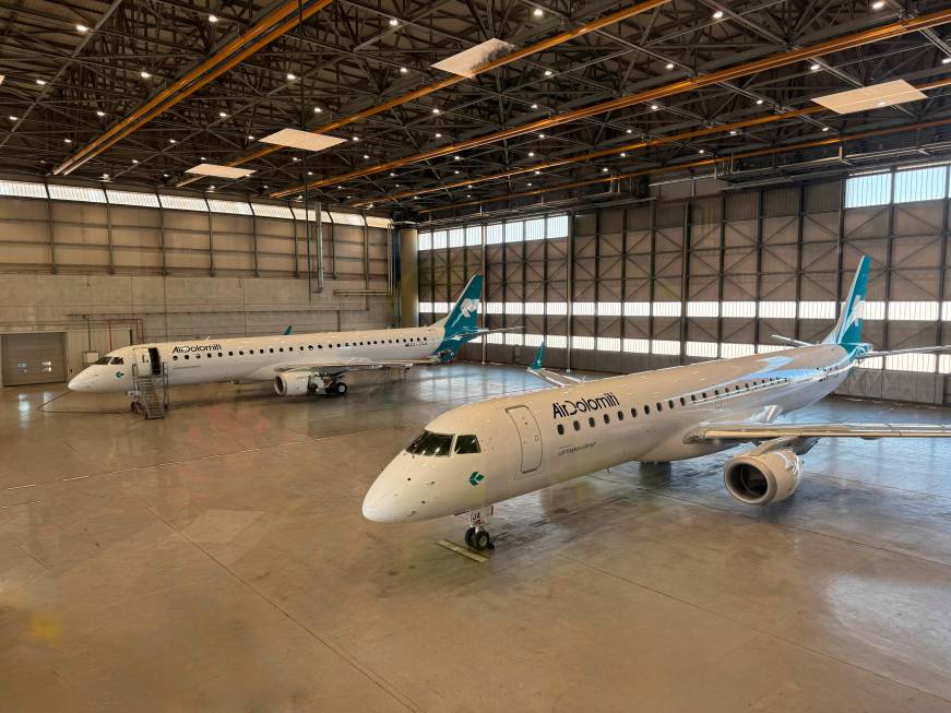 Air Dolomiti potenzia la flotta con due Embraer E195