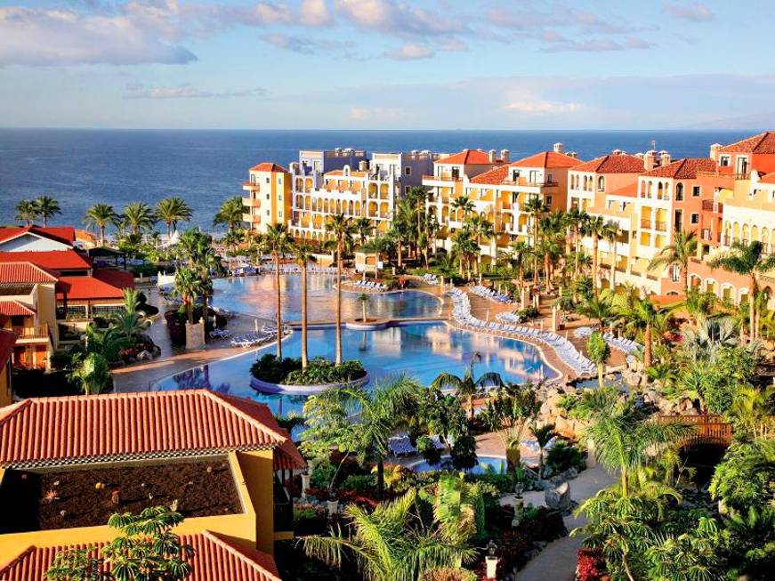Sole, sorrisi e nuovi mondi da esplorare. Scopri i nuovi resort Bahia Principe a Tenerife, Punta Cana e Giamaica