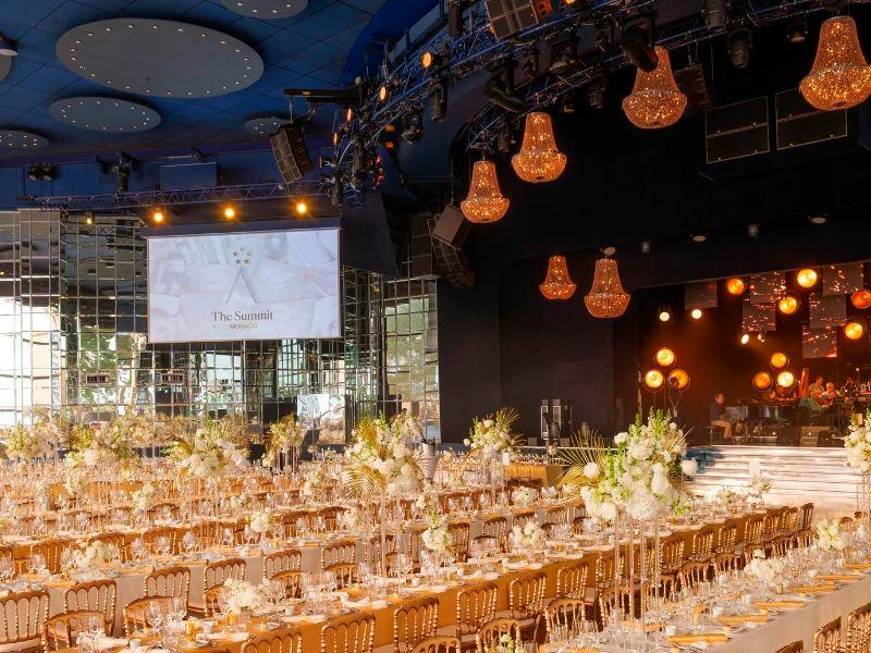 Organizzate il vostro evento d’eccezione a Monaco! Scoprite l’offerta unica del Resort Monte-Carlo Societé des Bains de Mer: hotel 4 e 5 stelle, sale iconiche e attività su misura per i vostri meeting