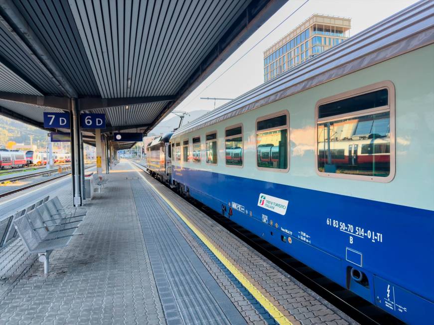 Treni Turistici Italiani, torna l’Espresso Monaco per i mercatini di Natale