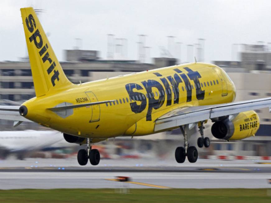 Spirit Airlines si scusa dopo quattro giorni di cancellazioni: “Problemi operativi”