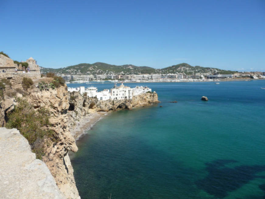 Isole Baleari, tetto di 16,5 milioni ai flussi turistici