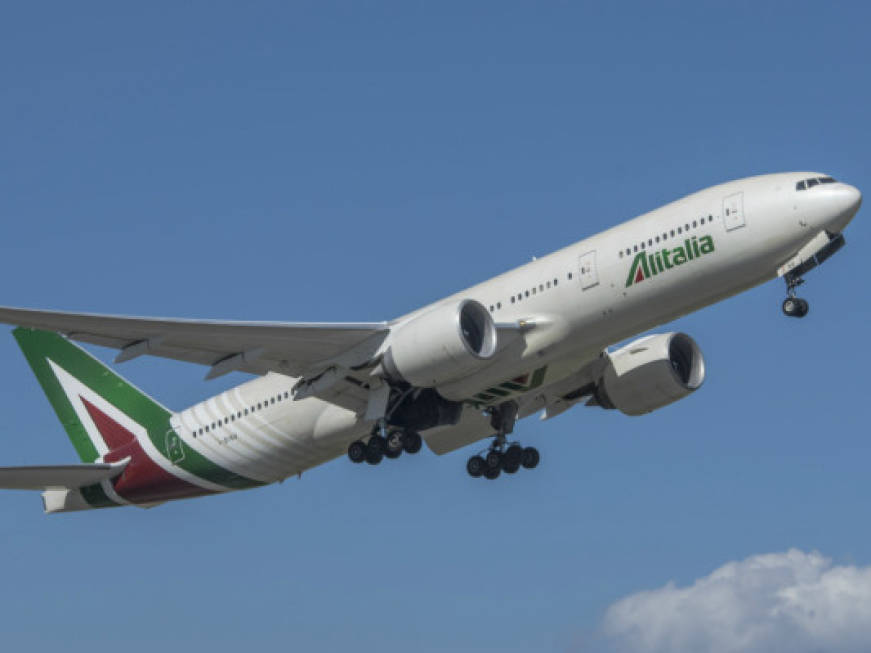 Alitalia, il piano di Zeni: previsto un taglio di otto aerei