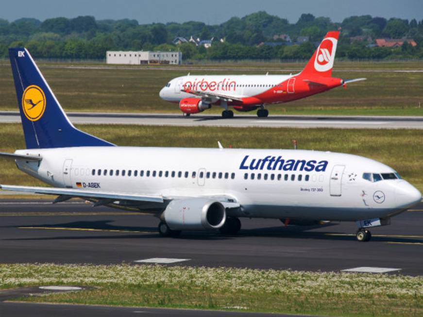 Lufthansa mette le manisulla flotta di airberlin