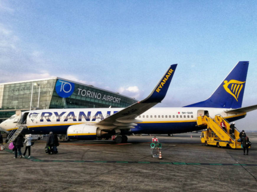 Ryanair sale a quota 35 rotte su Torino: quattro le new entry dell'estate