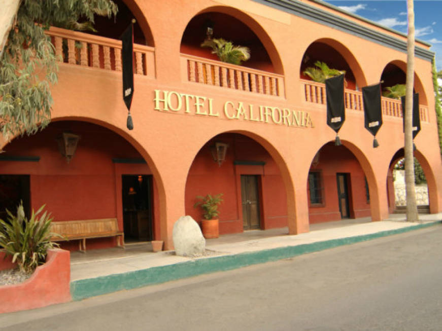 Gli Eagles contro l&amp;#39;Hotel California in Messico: causa ai proprietari