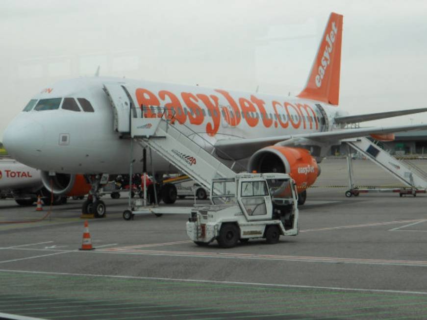 easyJet e il servizio a domicilio di hostess e steward