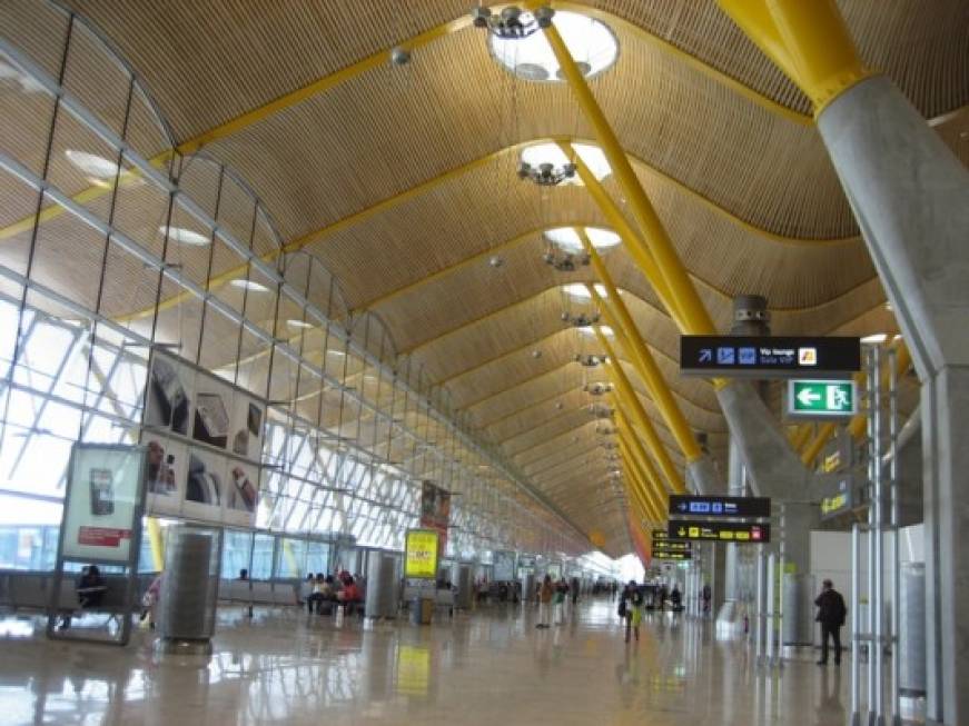 Spagna: turisti internazionali accolti solo in cinque aeroporti