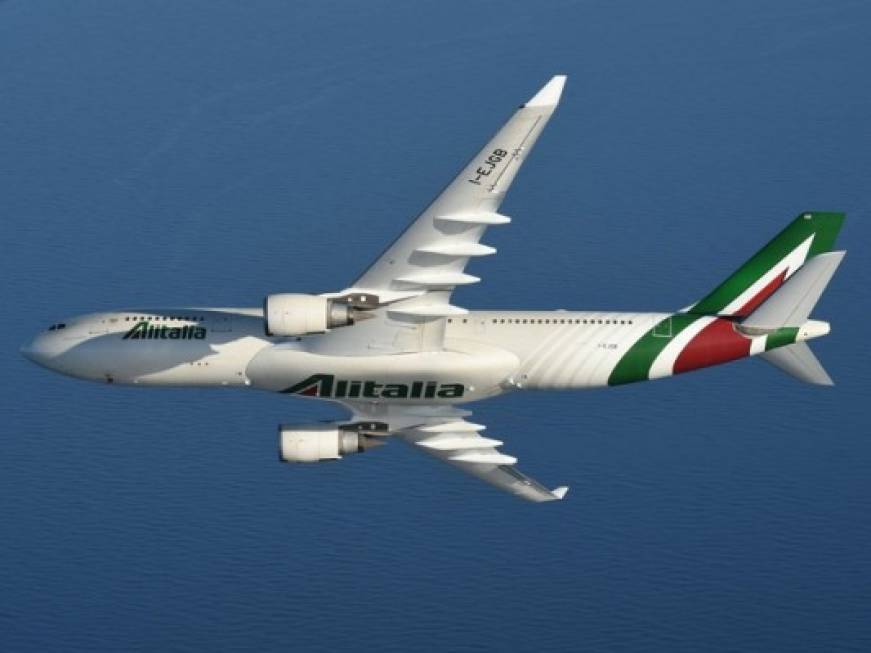 Alitalia, via libera al prestito ponte e arrivano due nuovi manager