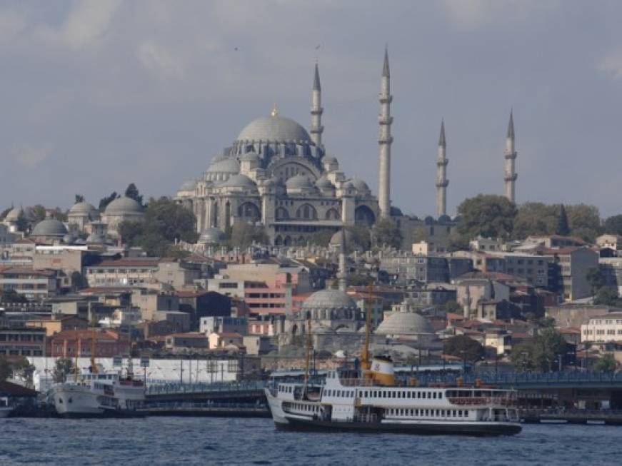 Turchia in difficoltà, un nuovo colpo per il turismo