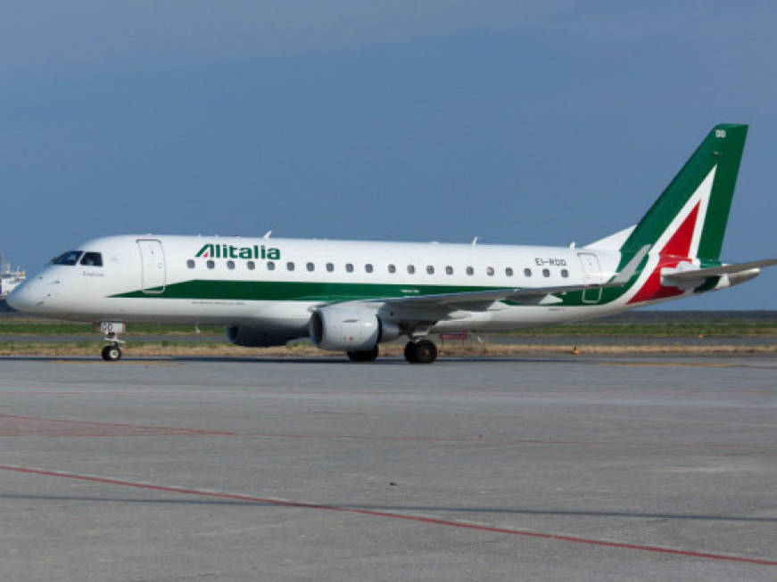 Dossier Alitalia: continua il braccio di ferro del governo con l’Ue