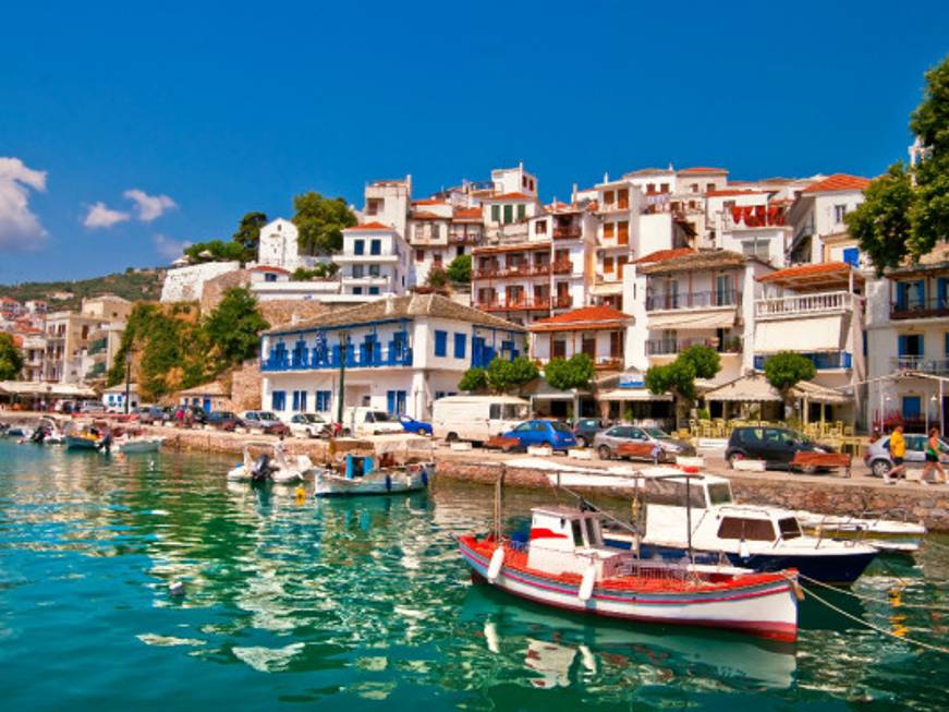 Tempesta Daniel in Grecia, gli albergatori di Skiathos: “L’isola è operativa”