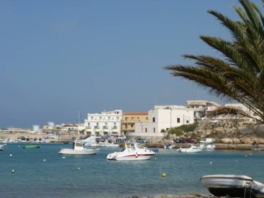 Lampedusa pronta alla summer, da maggio i charter di Sogni nel Blu
